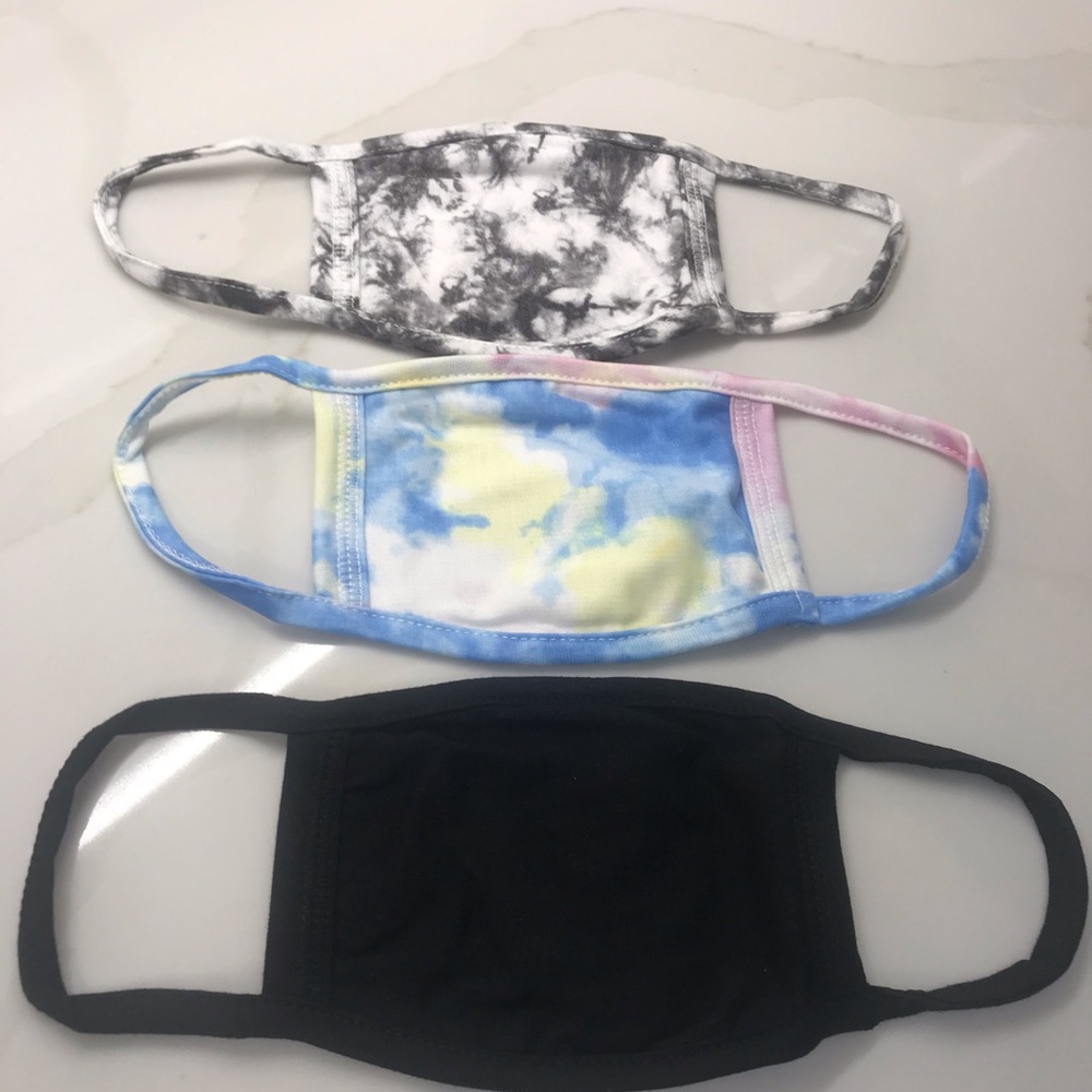 TIE DYE & BLACK 3 PACK MASKS NEW - Picture 6 of 7